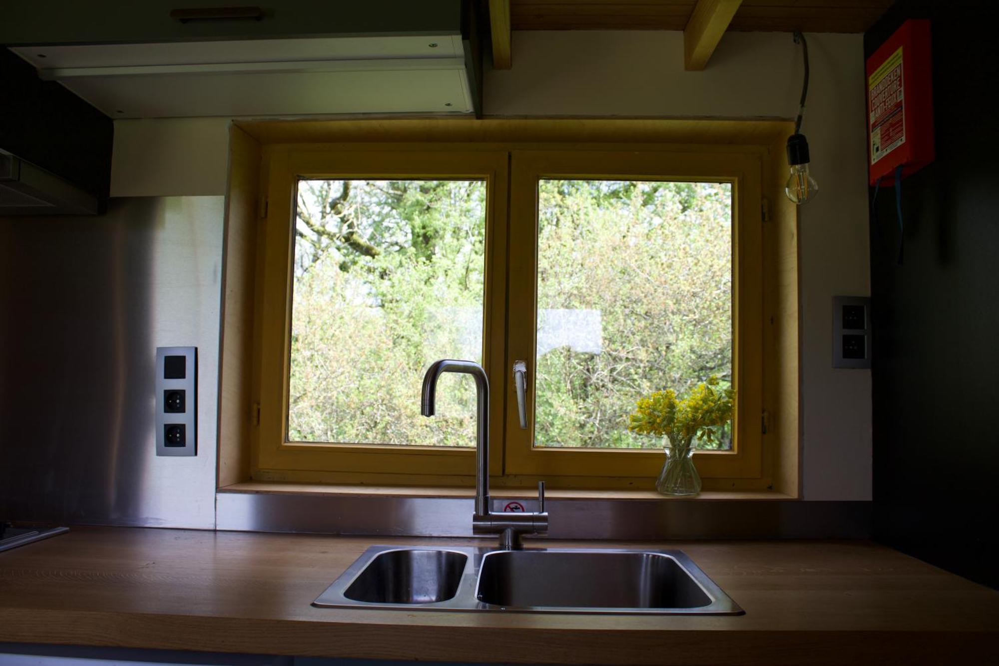 Tiny House Les Jours Heureux Sejour Nature Pres De Dinant Et Des Lacs De L Eau D Heure Villers-le-Gambon Dış mekan fotoğraf
